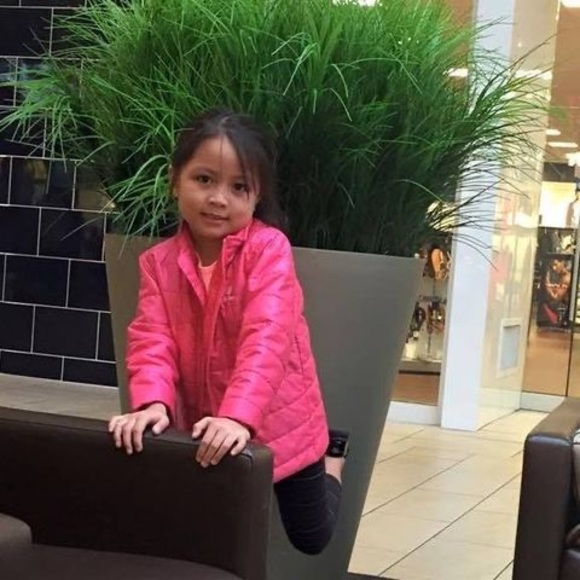 Meet your Posher, Serendra - Picture 1 of 1